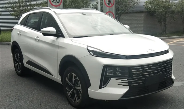 比亚迪宋Pro再迎对手 江淮QX即将开启盲订 提供两套插混系统