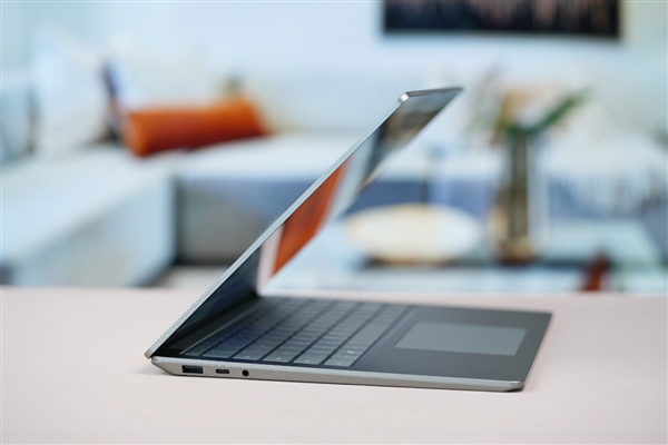 2.2K高色域触控屏!微软Surface Laptop 5图赏