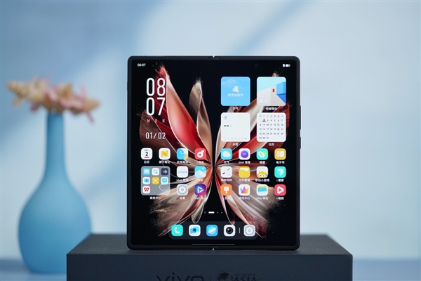 创七项折叠屏的全球唯一！vivo X Fold2图赏