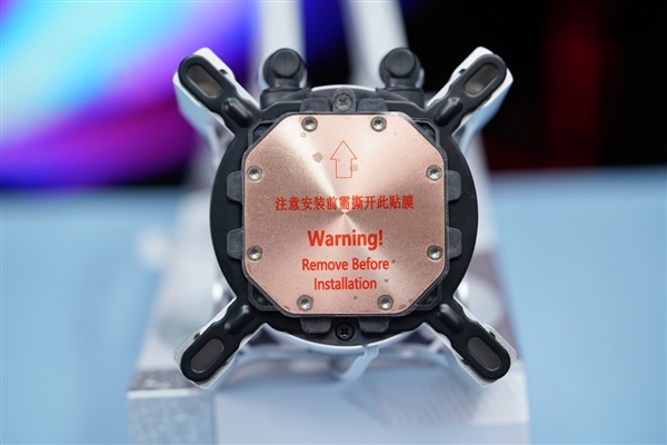 配2.1英寸显示屏!鑫谷昆仑II 360 ARGB水冷散热器图赏