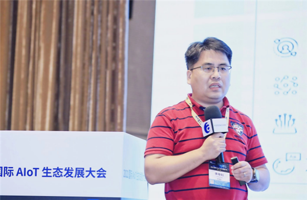 冲在国产操作系统一线的鸿蒙开发者们：让人起敬