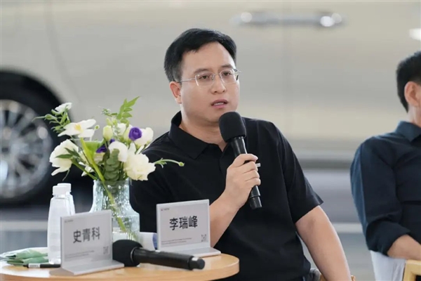 魏建军什么都知道