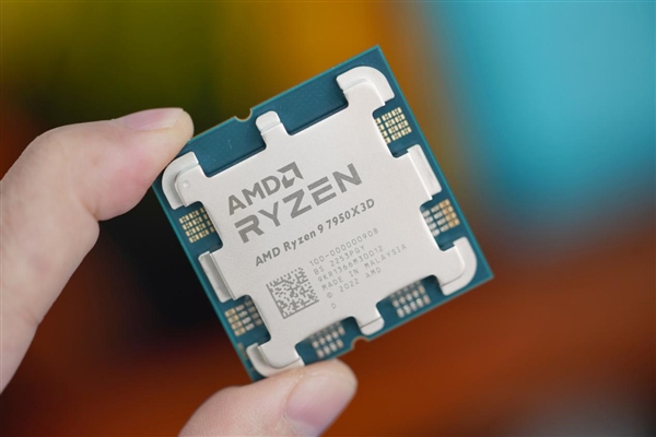 游戏默秒全!AMD锐龙9 7950X3D图赏