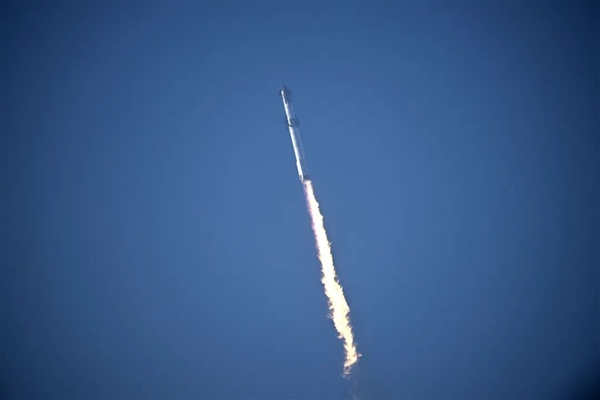 星舰首飞失败 凌空爆炸:马斯克为何如此执着?事关美国大业