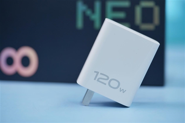 全球首发天玑9200+!iQOO Neo8 Pro赛点版图赏