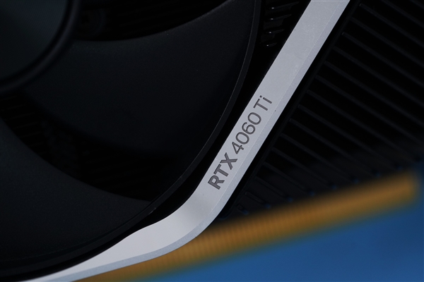 3199元游戏新神器!RTX 4060 Ti图赏
