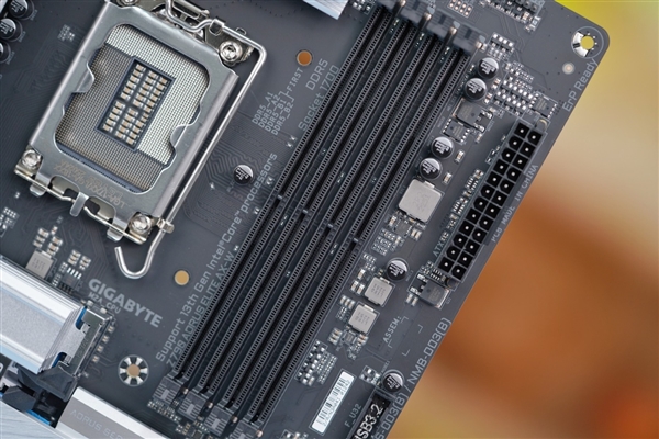 新一代小雕！技嘉Z790 AORUS ELITE AX主板图赏