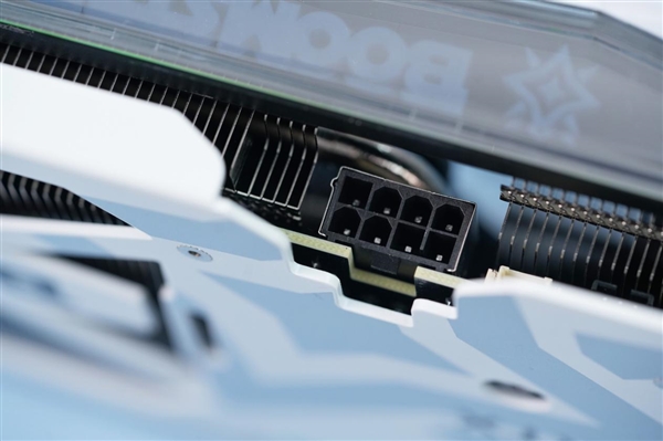 纯白千层镜！影驰RTX 4060 Ti 8GB星曜OC图赏