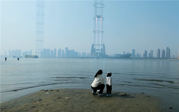 《流浪地球2》科幻成真?武汉国博用特效“加建”太空电梯