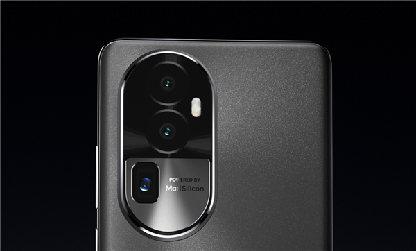 10代产品以来首次 OPPO Reno10全系列标配长焦镜头：最高120x变焦