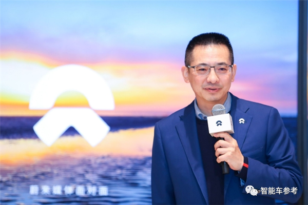 蔚来造手机 一股OPPO味