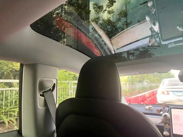 我开电车 快热成狗了