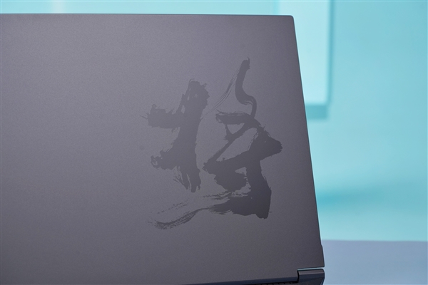 i7-12650H+3050仅4699元!七彩虹将星X15游戏本图赏