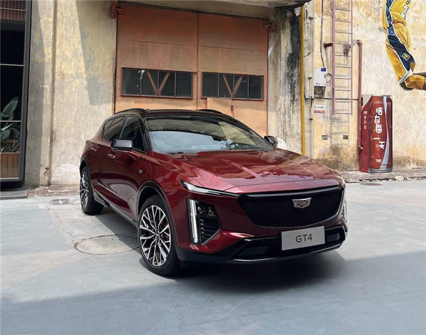 起售价或低于25万 凯迪拉克GT4实车曝光：家族最便宜SUV来了