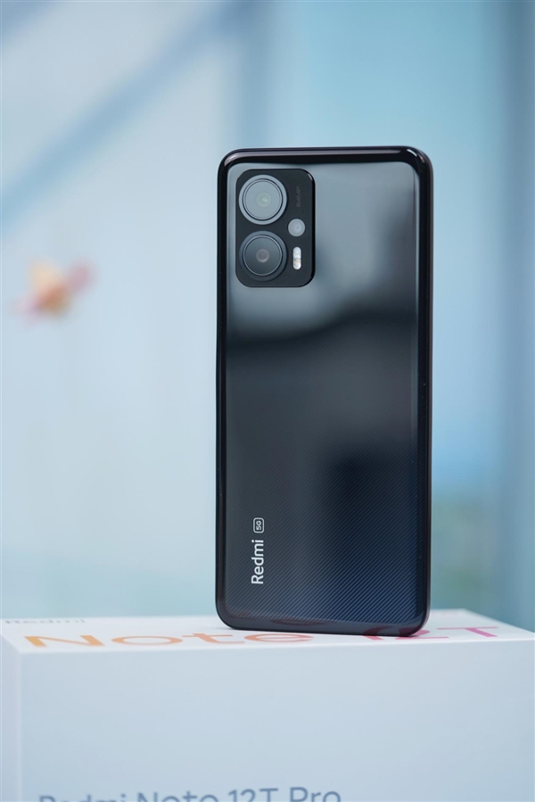 升级新一代天玑8200-Ultra!Redmi Note 12T Pro图赏