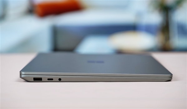 2.2K高色域触控屏!微软Surface Laptop 5图赏
