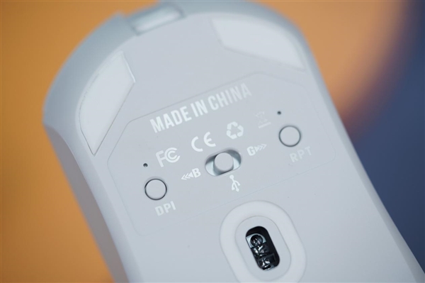 鼠标卷王!达摩鲨M3三模无线鼠标图赏