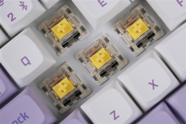 高颜值87键!影驰Keychron K8 Pro星曜娘联名键盘图赏
