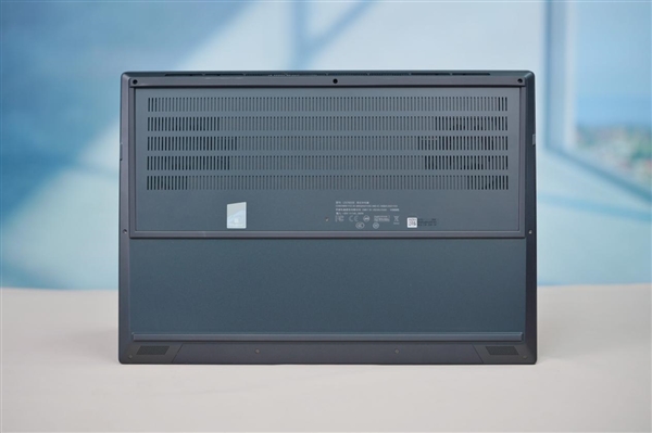 CPU、内存合二为一!华硕灵耀X Ultra图赏