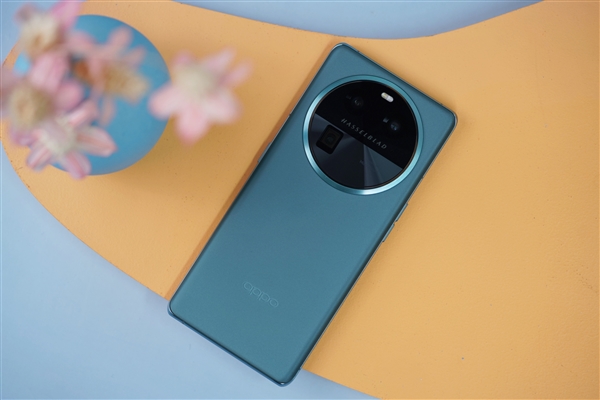 三主摄复刻哈苏!OPPO Find X6图赏