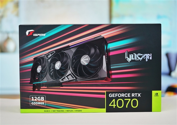 独特磁吸智屏！七彩虹iGame RTX 4070 Vulcan OC显卡图赏
