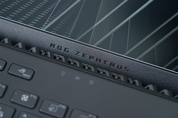 13代i9+RTX 4070加持!ROG幻16经典版 2023图赏