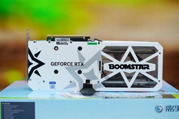 纯白千层镜！影驰RTX 4060 Ti 8GB星曜OC图赏