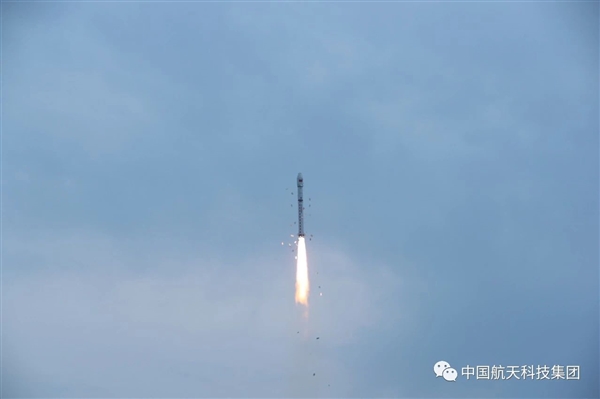 一箭四星！中国金牌火箭长二丁火箭又一次成功：31年来超高可靠性