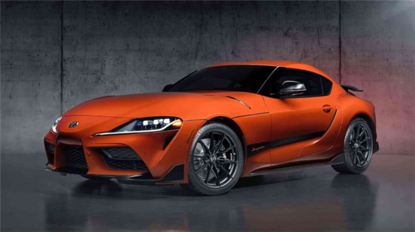 限量900台的“牛魔王”来了！丰田Supra 45周年纪念版发布