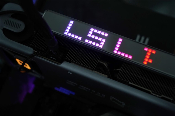 罕见5风扇设计!铭瑄RTX 4070 Ti MGG OC12G显卡图赏