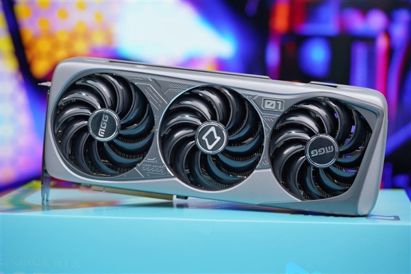 罕见5风扇设计!铭瑄RTX 4070 Ti MGG OC12G显卡图赏