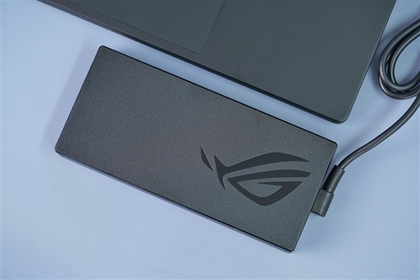 13代i9+RTX 4070加持!ROG幻16经典版 2023图赏