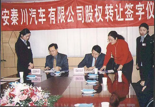 看完比亚迪的超跑表演蹦迪:我说你早干嘛去了!