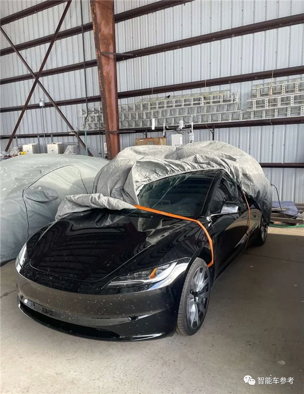 想买特斯拉Model 3的朋友:能等一等就等一等!