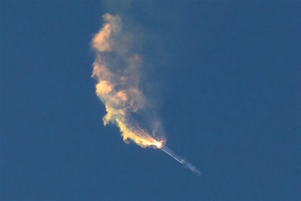 星舰首飞失败 凌空爆炸:马斯克为何如此执着?事关美国大业