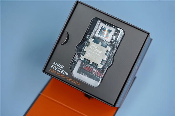 游戏秒杀i9-13900K!AMD锐龙7 7800X3D图赏