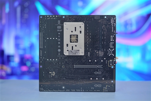 AM5电竞小钢炮!华硕TUF GAMING A620M-PLUS WIFI电竞特工主板图赏