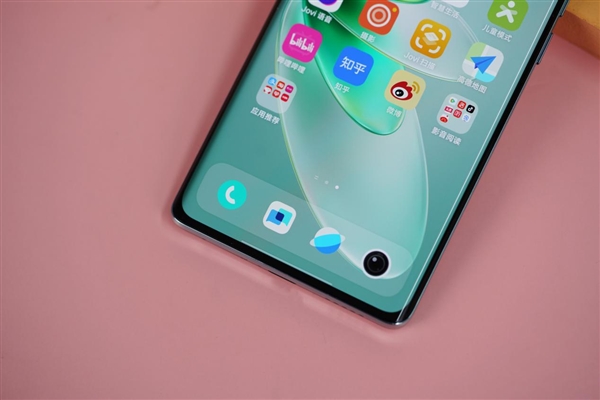 后壳质感堪比玉石！vivo S16 Pro图赏