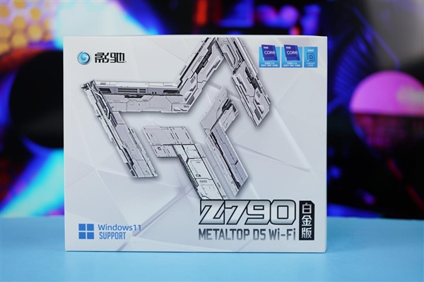纯白PCB夺目!影驰Z790金属大师D5 Wi-Fi白金版图赏