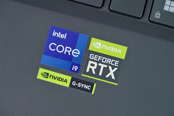 13代i9+RTX 4070加持!ROG幻16经典版 2023图赏