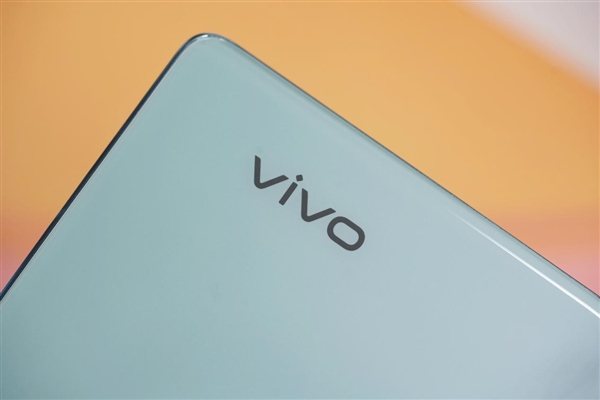 后壳质感堪比玉石！vivo S16 Pro图赏