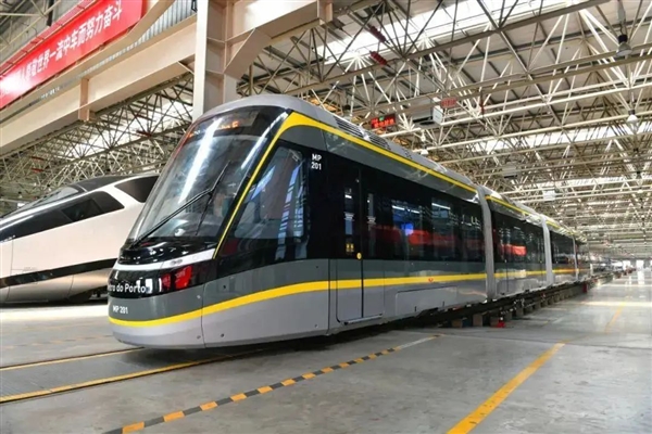 中企向葡萄牙交付首列地铁列车:中国第一次打入欧盟