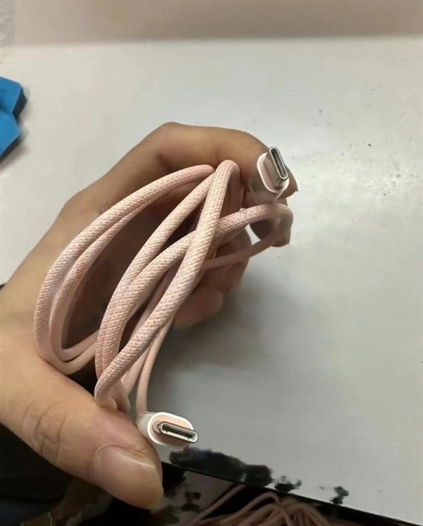 iPhone 15系列没秘密了：这价格果粉冲不冲？