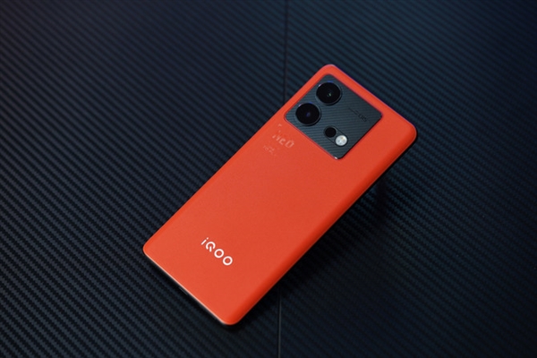 iQOO Neo8 Pro上手:性能称霸安卓阵营 没有短板