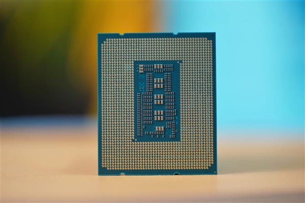 中国内地市场特供！Intel i7-13790F处理器图赏