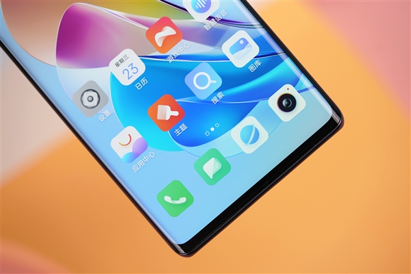 二代骁龙8只要2999元！nubia Z50图赏：一体双曲影像旗舰