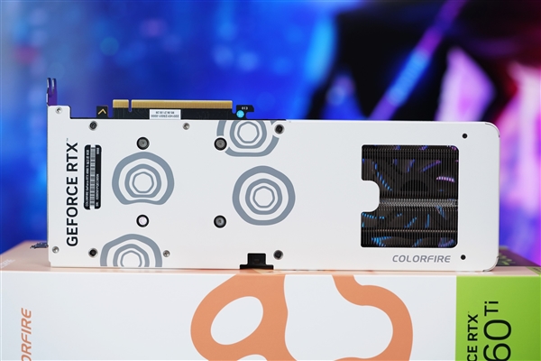 年轻人的第一只“大橘”!COLORFIRE RTX 4060 Ti橘影橙图赏