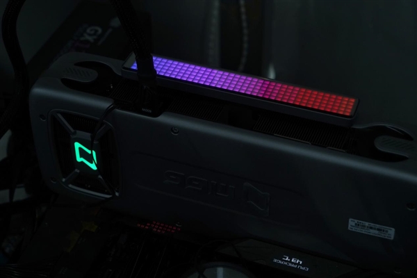 罕见5风扇设计!铭瑄RTX 4070 Ti MGG OC12G显卡图赏