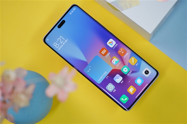 绝美双拼色+仿生双眸!小米Civi 3玫瑰紫图赏