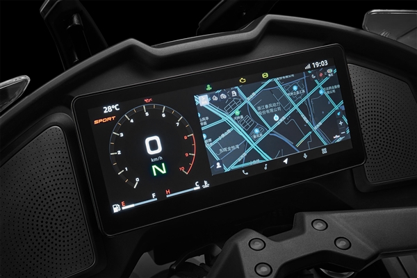 10.998万元 春风1250TR-G摩托上市:支持无线CarPlay